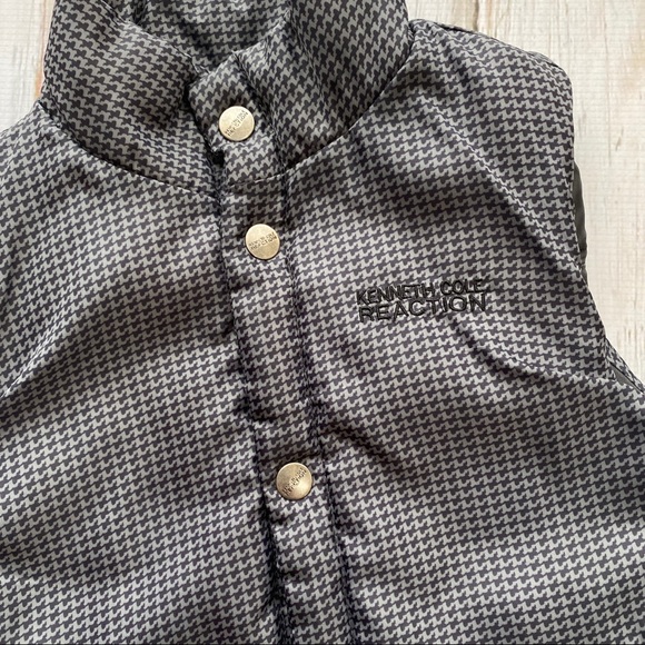 Kenneth Cole Puffer Vest 3T - Picture 2 of 4